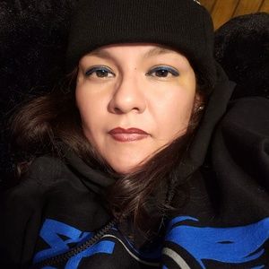 Meet your Posher, Imelda